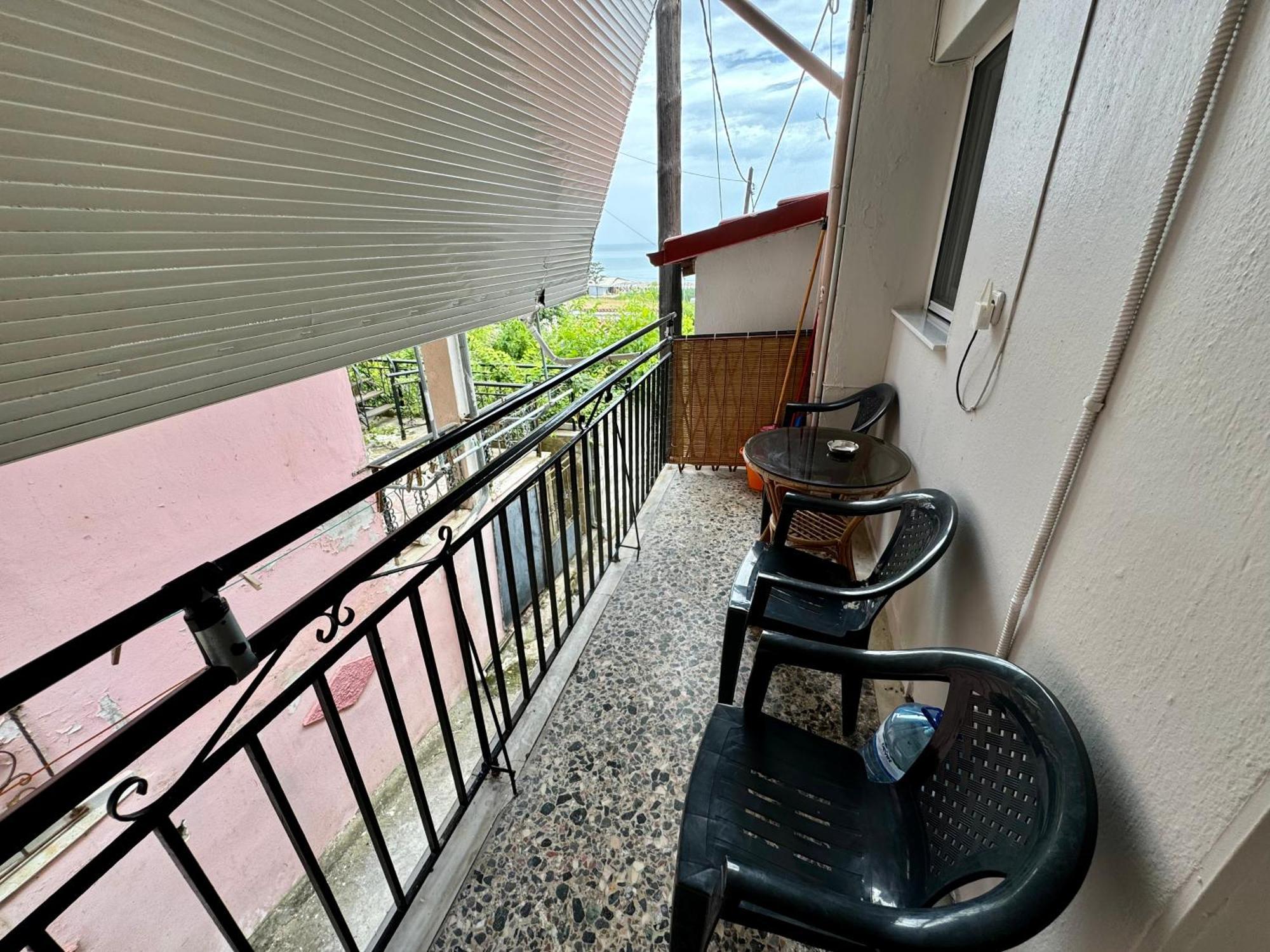 Seaside Apartments & Rooms Kampouri Stomion  Bagian luar foto