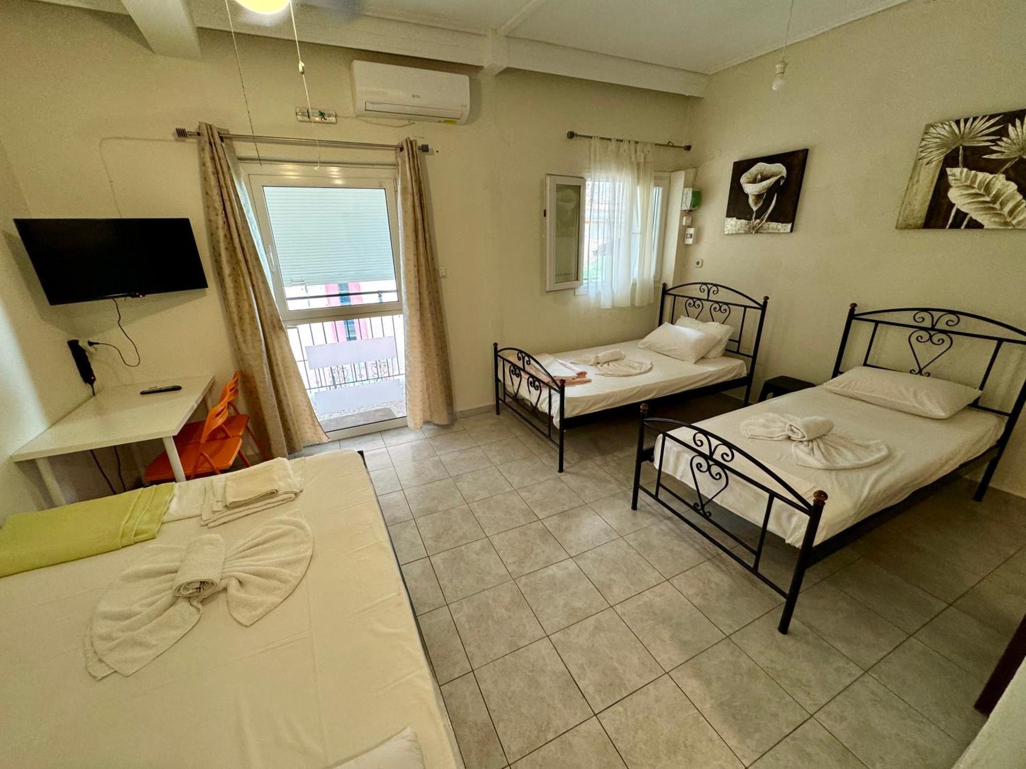 Seaside Apartments & Rooms Kampouri Stomion  Bagian luar foto