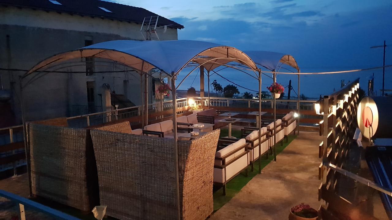 Seaside Apartments & Rooms Kampouri Stomion  Bagian luar foto