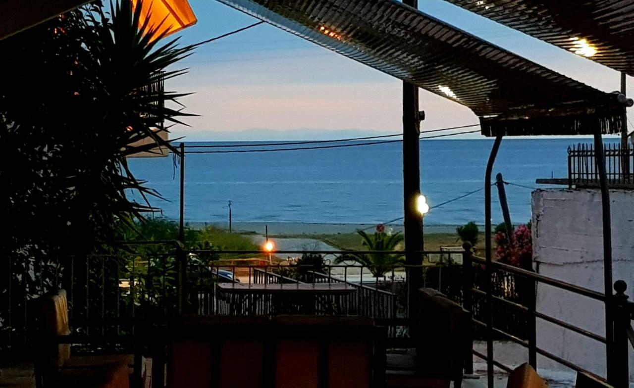 Seaside Apartments & Rooms Kampouri Stomion  Bagian luar foto